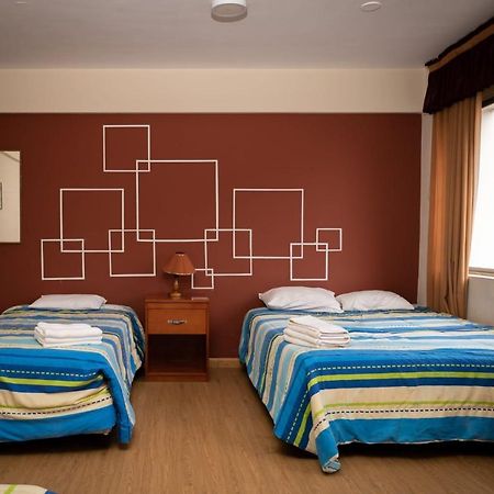 Union Plaza Hotel โกชาบัมบา ภายนอก รูปภาพ